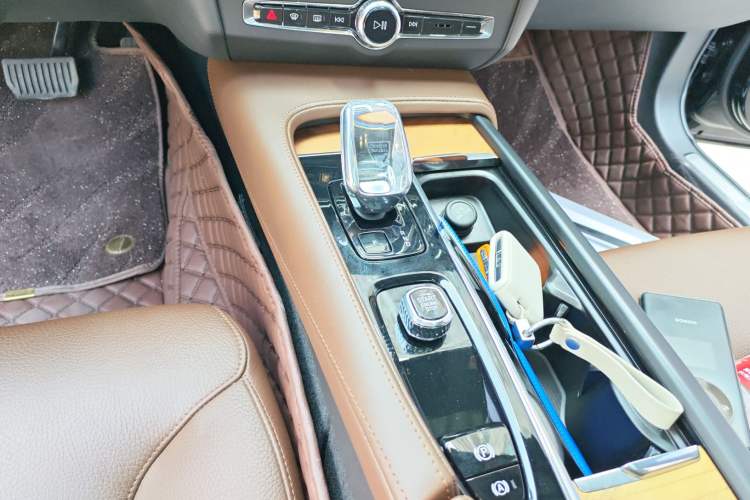 Used Volvo S90 2024 B5 Zhiyi Luxury Edition