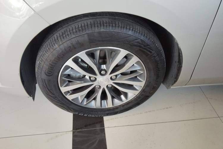 Used Buick GL8 2021 ES Landtrek 653T Comfort Edition
