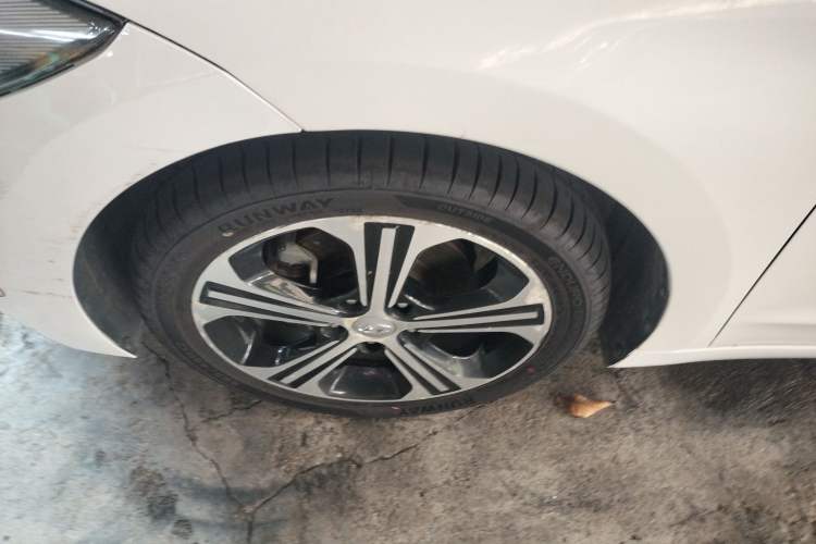 Used Hyundai Elantra (6th Generation / Lingdong) 2018 1.4T Dual-Clutch Xuan Dong · Dynamic Edition Exterior 4