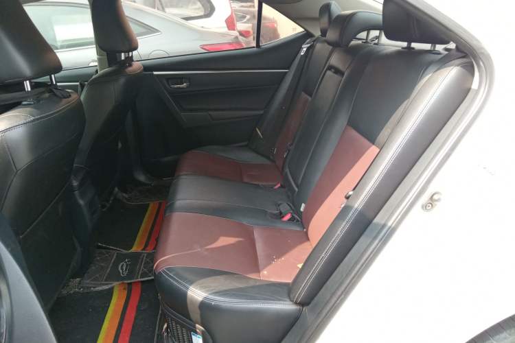 Used Toyota Corolla 2018 Dual-Engine 1.8L E-CVT Smart Edition