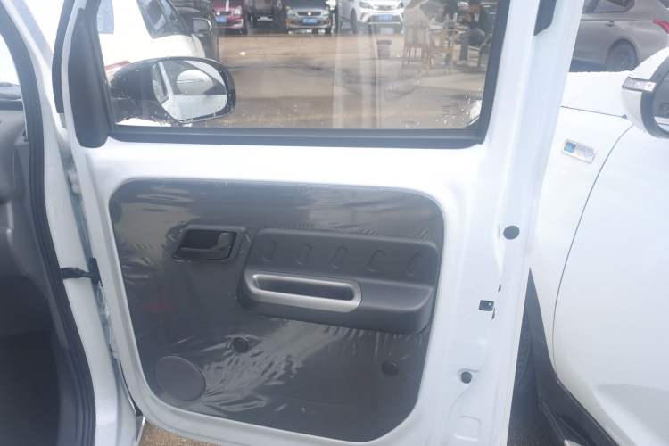 Used Wuling Zhiguang New Energy 2025 Standard Model