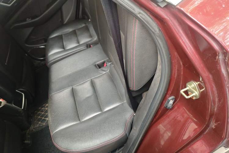 Used Leopaard CS10 2015 2.0T Manual Excellence Edition Left Rear Seat