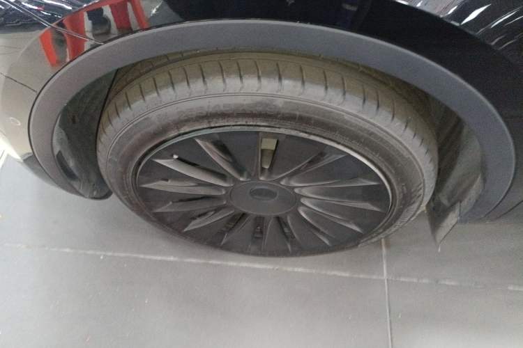 Used Tesla Model Y 2023 Rear-Wheel-Drive Version