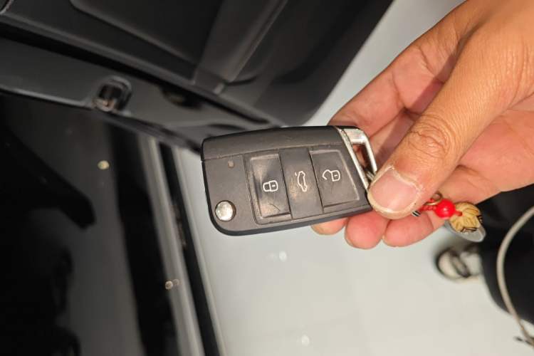 Used Volkswagen Tiguan L 2021 330TSI Automatic Two-Wheel Drive R-Line Enhanced Edition Vehicle Key