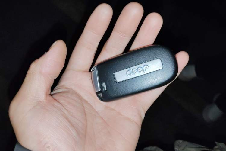 Used Jeep Grand Commander 2020 2.0T Four-Wheel Drive Elite Enhanced Edition Vehicle Key