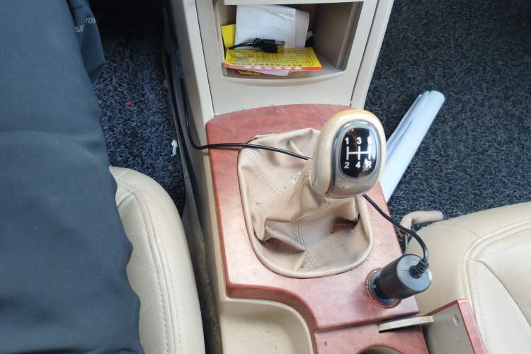 Used Roewe 350 2012 1.5L Manual New Year Special Value Edition