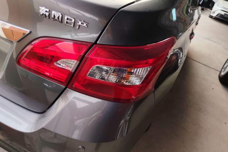 Used Nissan Sylphy 2019 Classic 1.6XE CVT Comfort Edition Exterior 3