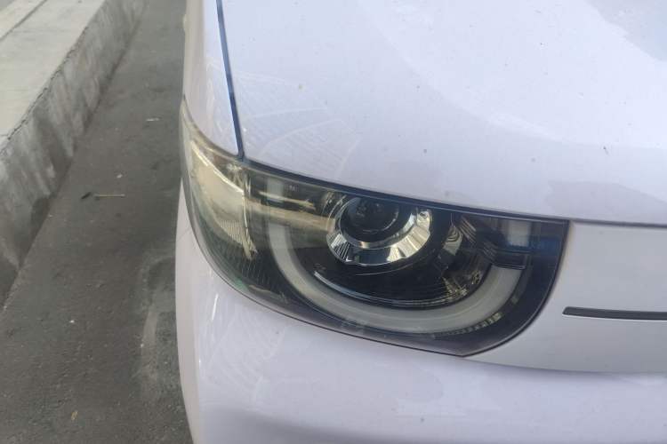 Used Chery QQ Ice Cream 2022 170km Sundae Phosphate Lithium-Ion