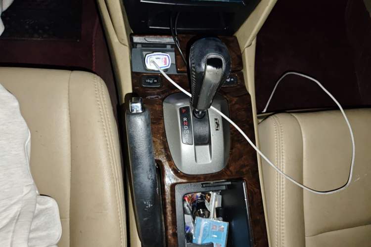 Used Honda Accord 2010 2.4L LX Gear Lever