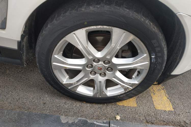 Used Cadillac SRX 2014 3.0L Leading Model