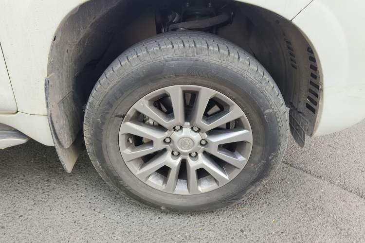 Used Toyota Prado 2018 3.5L Automatic TX-L with Rear-Mounted Spare Tire