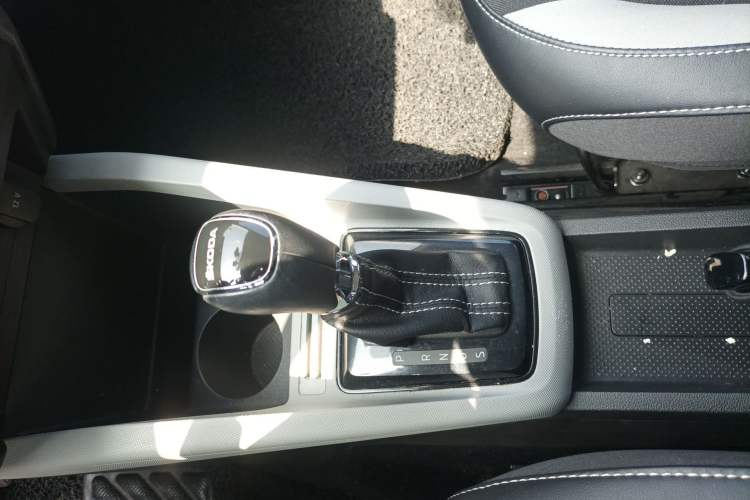 Used Skoda Fabia 2017 1.6L Automatic Chuanxing Edition
