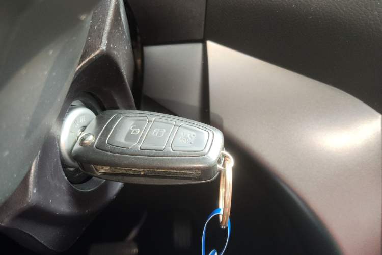 Used Ford Kuga 2019 EcoBoost 180 Two-Wheel-Drive Platinum Edition China VI Standard
