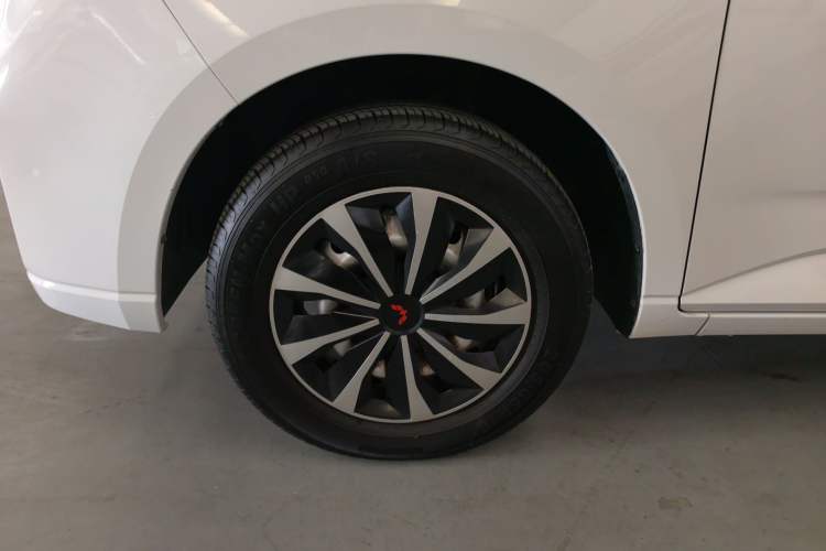 Used Wuling Hongguang PLUS 2020 1.5L Manual Standard Edition 5 Seats