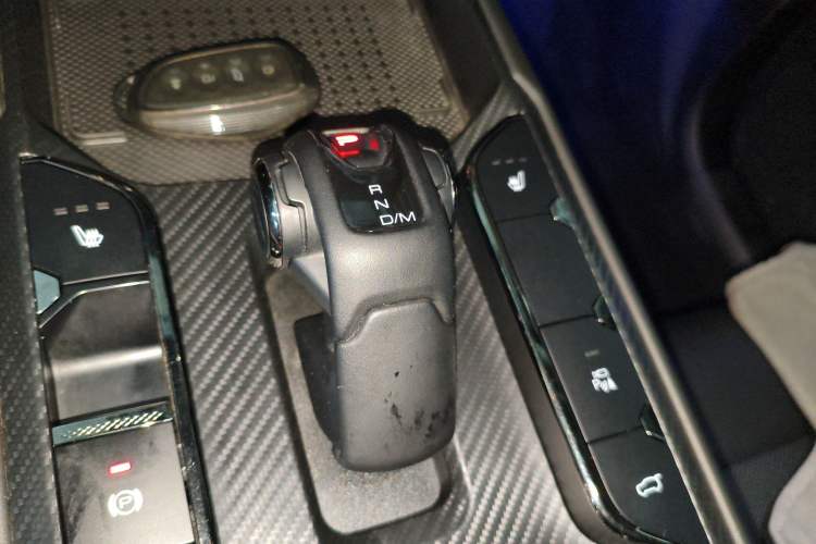 Used Haval H Dog 2023 2.0T Two-Wheel Drive Chaoye Version Plus Gear Lever