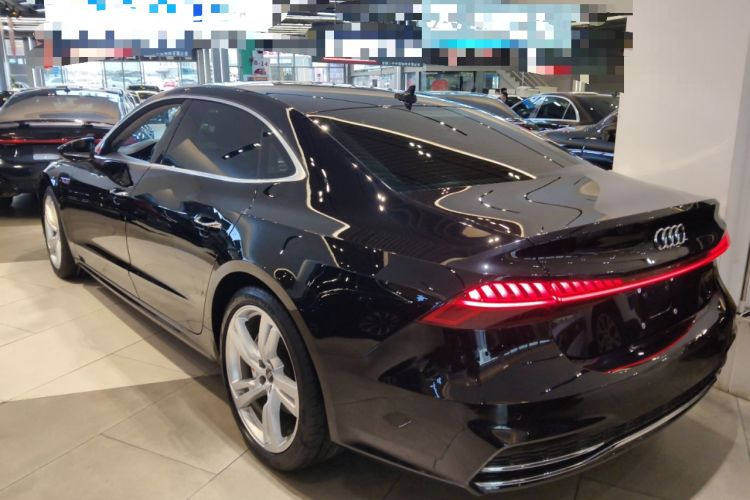 Used Audi A7L 2022 45 TFSI S-line Dream-Building Edition
