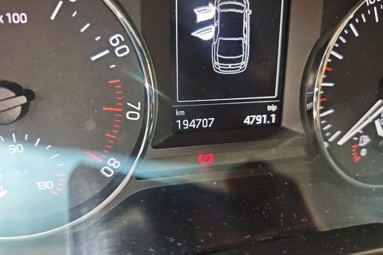 Used Skoda Octavia 2017 1.6L Manual Smart Drive Edition