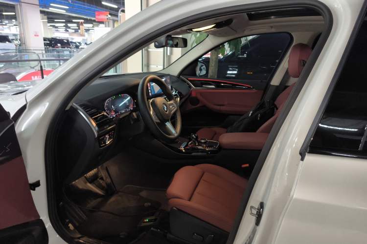 Used BMW X3 2023 xDrive25i M Sport Package
