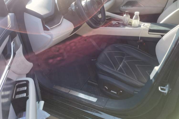 Used Zeekr 001 2023 WE Edition 100 kWh
