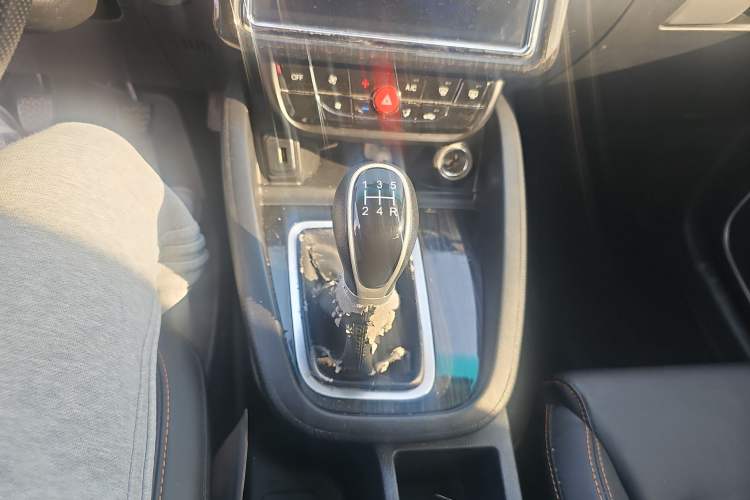 Used SWM X7 2020 2.0L Manual Comfort Version 7 Seats
