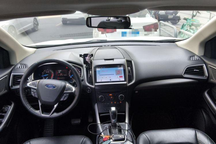 Used Ford Edge 2018 EcoBoost 245 Two-Wheel-Drive Platinum Edition 7-Seater China V Emission Standard