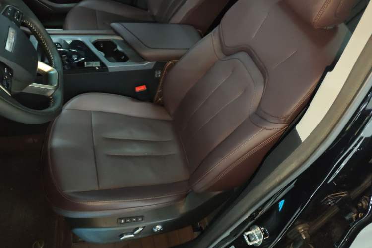 Used JETOUR X90 2024 1.6T DCT Qilin Edition 7-Seater
