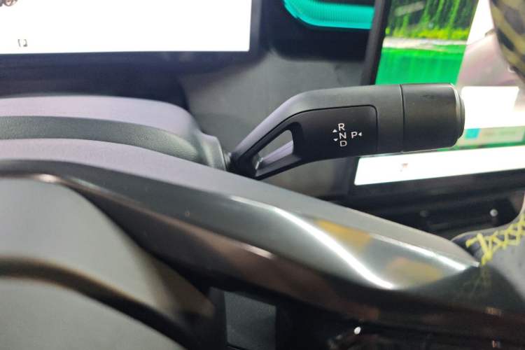 Used Lynk & Co 08 EM-P 2023 120km Long-Range Halo
