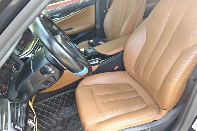 Used BMW 5 Series 2020 530Li Leading Model M Sport Package