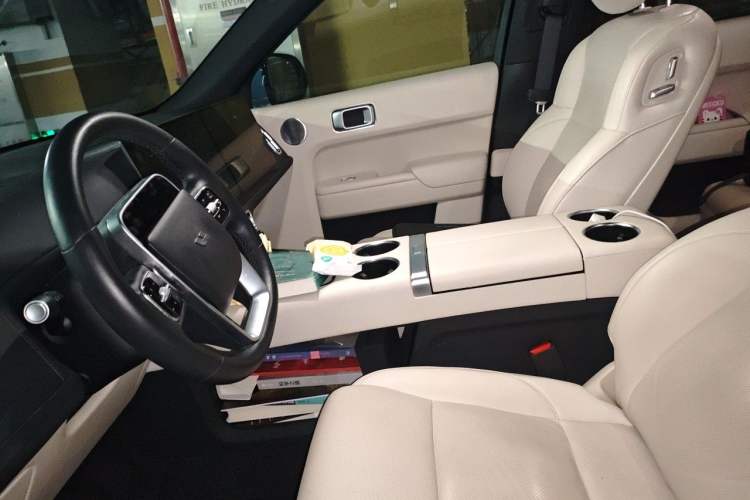Used Li Auto L9 2022 Max model
