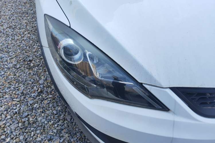 Used Chery Fengyun 2 2014 Hatchback 1.5L Manual New Youth Edition