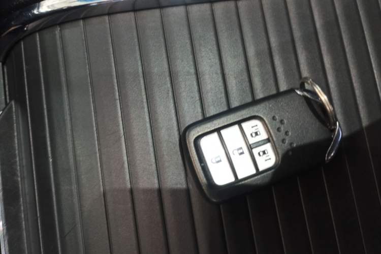 Used Honda Elysion 2019 2.0L Hybrid Luxury Edition