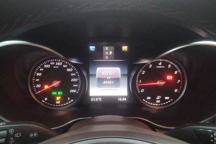 Used Mercedes-Benz GLC 2019 GLC 260 L 4MATIC Dynamic Model