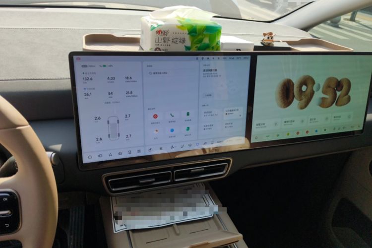 Used Li Auto MEGA 2025 Home Family Special Edition
