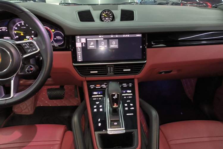 Used Porsche Cayenne E-Hybrid 2020 Cayenne E-Hybrid 2.0T Audio And AC Panel