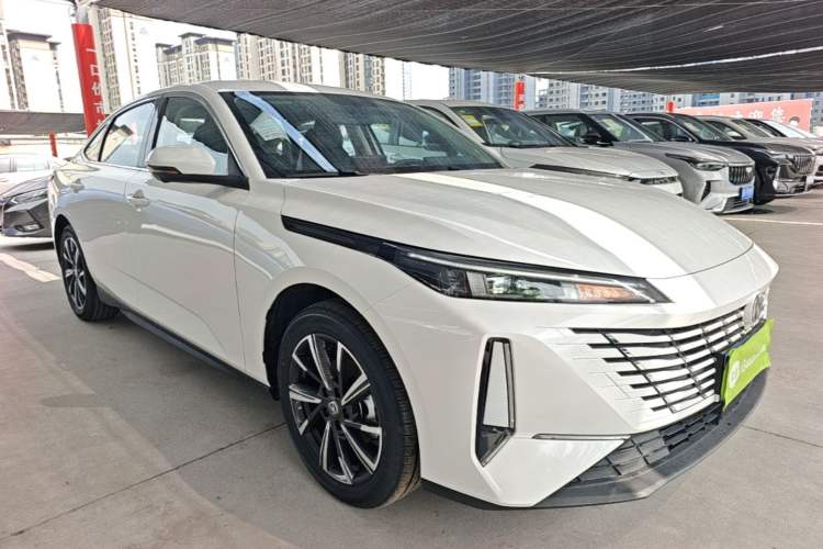 Used CHANGAN Eado 2025 Blue Whale 1.5T 500Bar Prestige Model
