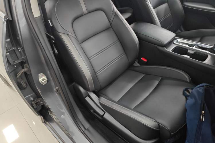 Used Nissan Sylphy 2022 1.6L XL CVT Enjoyment Edition Right Front Seat