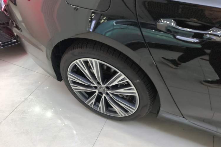 Used Audi A6L 2025 45 TFSI Prestige Dynamic Edition + Ventilated Comfort Package