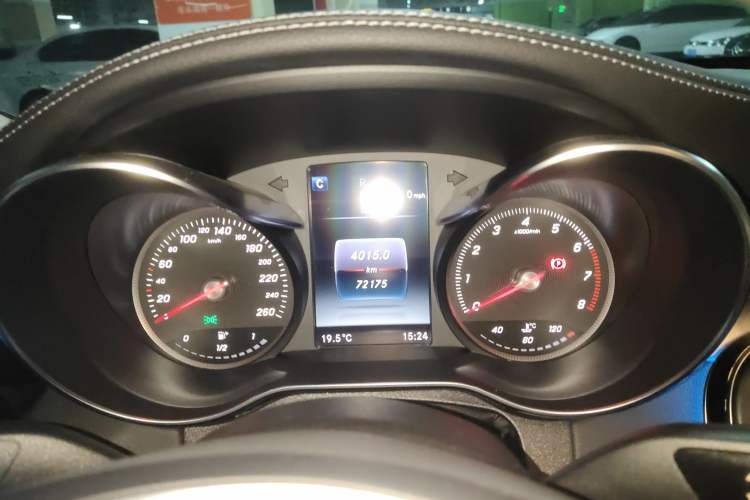 Used Mercedes-Benz C-Class 2017 C 200 L Sport Edition Instrument Cluster