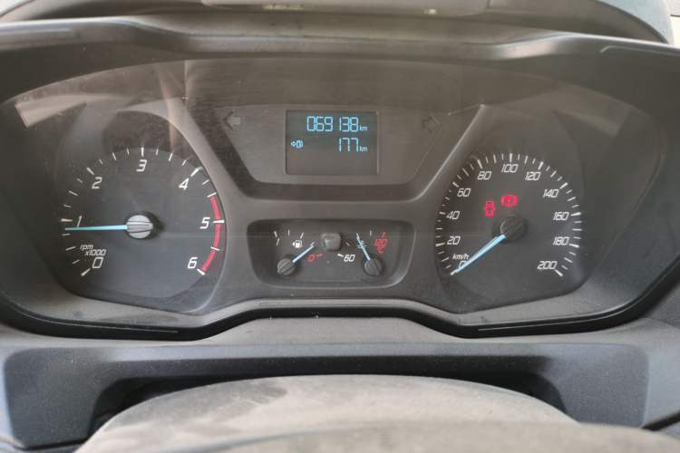 Used Ford Transit 2019 2.0T Diesel Multi-Purpose Commercial Vehicle Short Wheelbase Mid-Roof Design 6-Seater China VI Standard
