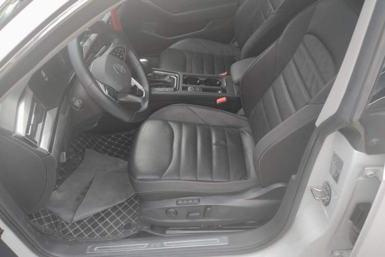 Used Volkswagen FAW-Volkswagen CC 2023 380TSI Striking Edition