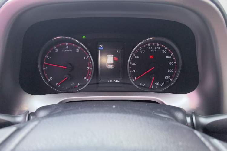 Used Toyota RAV4 2019 2.0L CVT Two-Wheel Drive ZhiShang Version China VI Standard