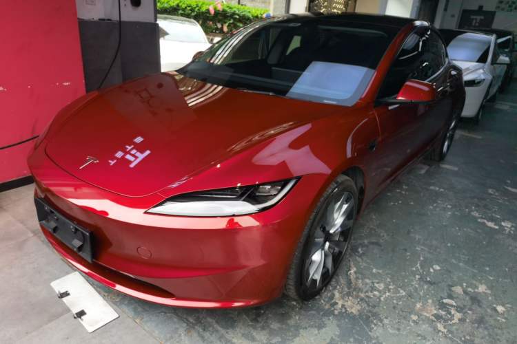 Used Tesla Model 3 2023 Long-Range All-Wheel-Drive Version