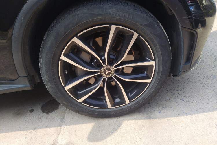 Used Mercedes-Benz GLC 2020 Facelift GLC 300 L 4MATIC Dynamic Edition