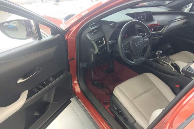 Used Lexus UX 2019 260h Explore-Cool Edition China VI Standard
