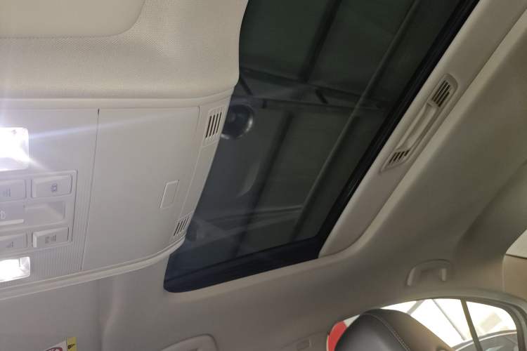 Used Volkswagen Bora 2023 300TSI DSG Prestige Edition
