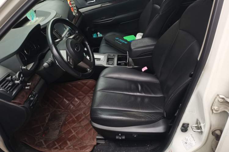 Used Subaru Outback 2012 2.5i Sport Navigation Edition Left Front Seat