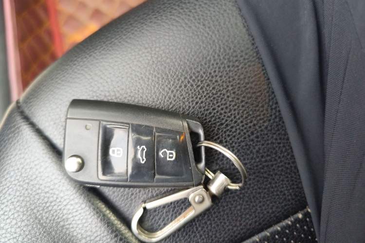 Used Skoda Octavia 2017 Classic Model 1.6L Automatic Standard Edition
