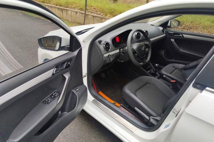 Used Jetta VA3 2019 1.5L Manual Enjoyment Edition