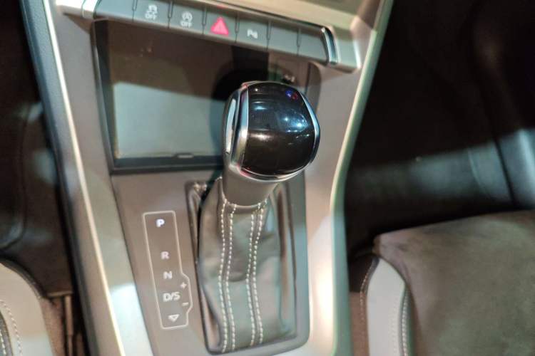 Used Audi Q3 2019 35 TFSI Advanced Dynamic Edition
