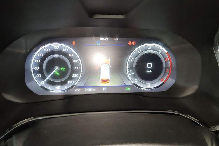 Used Wey VV5 2019 Upgraded Model 2.0T Two-Wheel Drive Flagship Version China V Standard